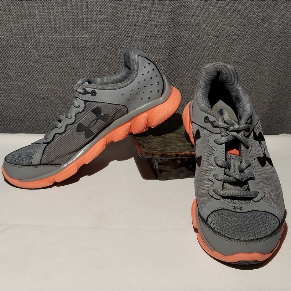 Under Armour UA Micro G Assert 6 Running shoes Ladies 6 USA